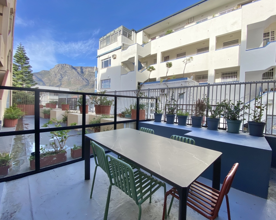 To Let 1 Bedroom Property for Rent in Tamboerskloof Western Cape